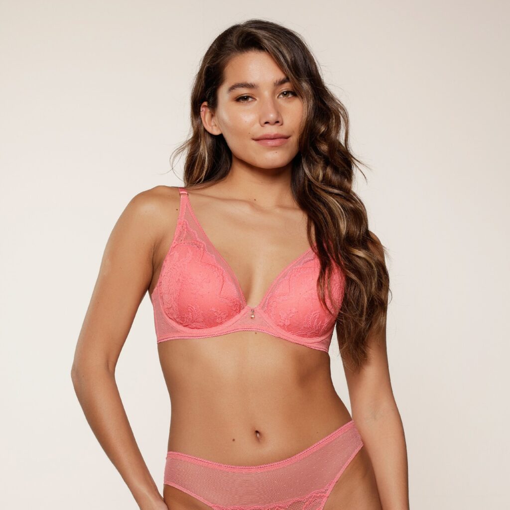 7803TB Triangel BH Voorgevormd