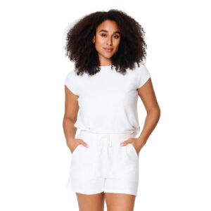 8221 Top & shorts