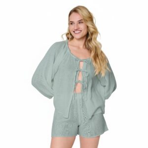 8223 Top & shorts