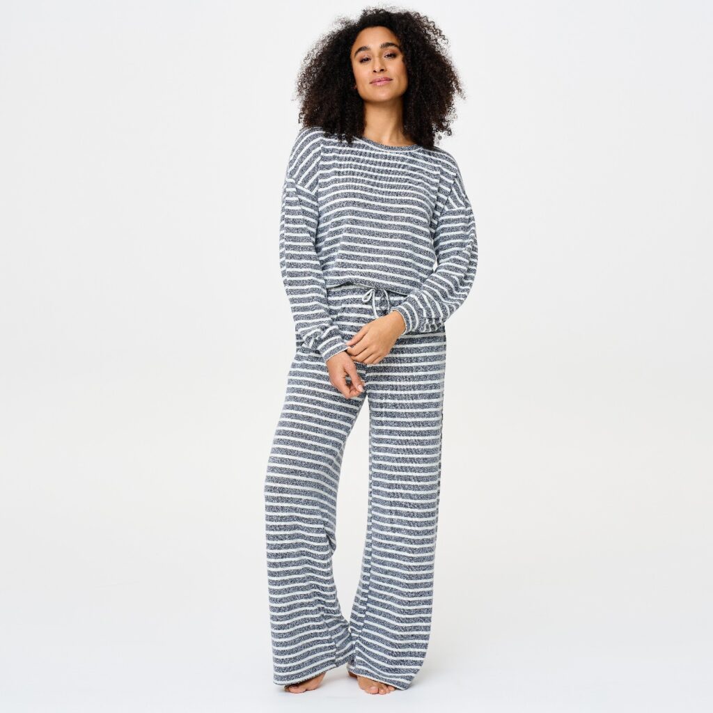 8613 Homewear set